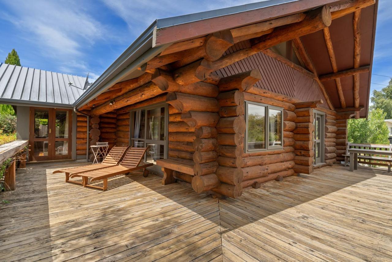 The Log House Villa Wanaka Eksteriør bilde