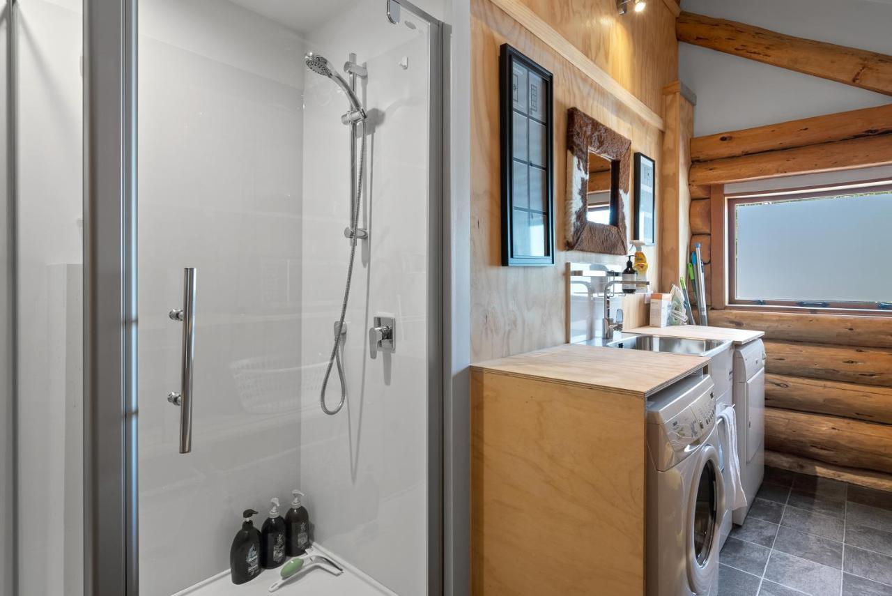 The Log House Villa Wanaka Eksteriør bilde